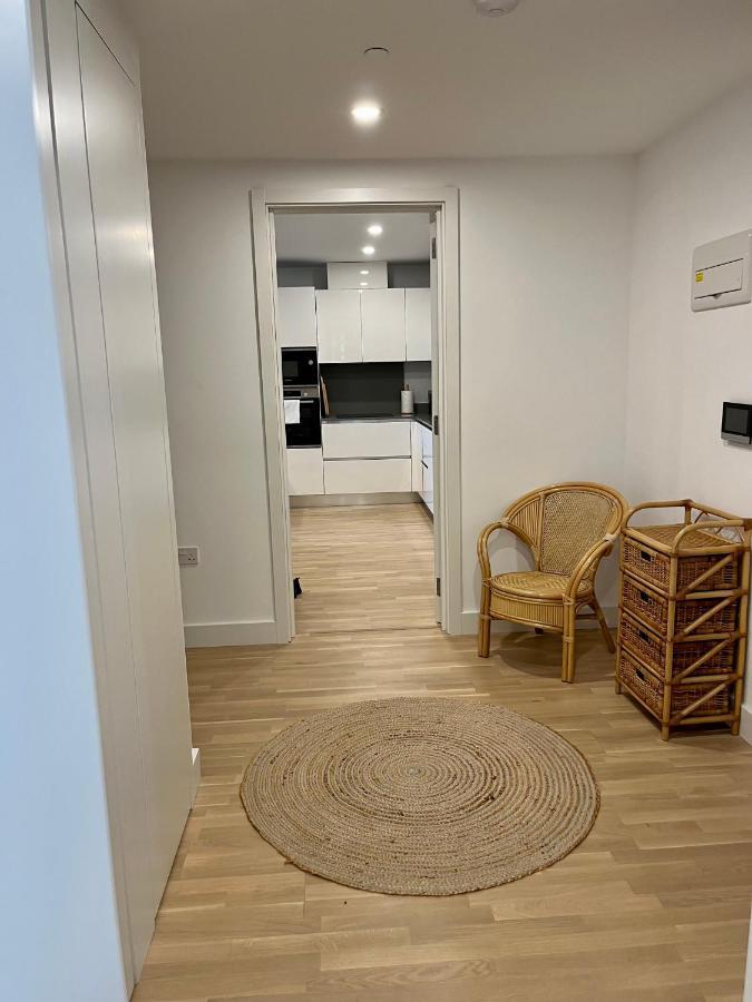 Modern Apartment With Spa And Pool 지브롤터 외부 사진